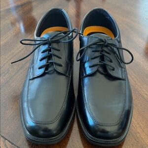Rockport Men's Classic Black Oxfords NWOT